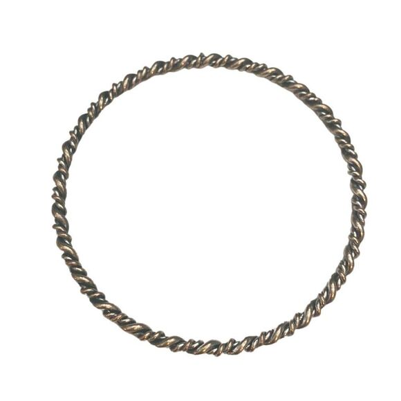 Twisted Silver Metal Bangle Bracelet - Picture 1 of 4